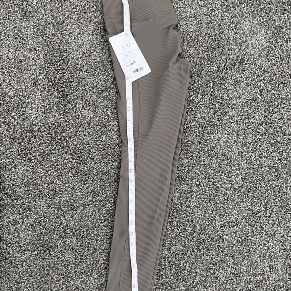Athleta salutation stash rib leggings 7/8 size small - Picture 9 of 12